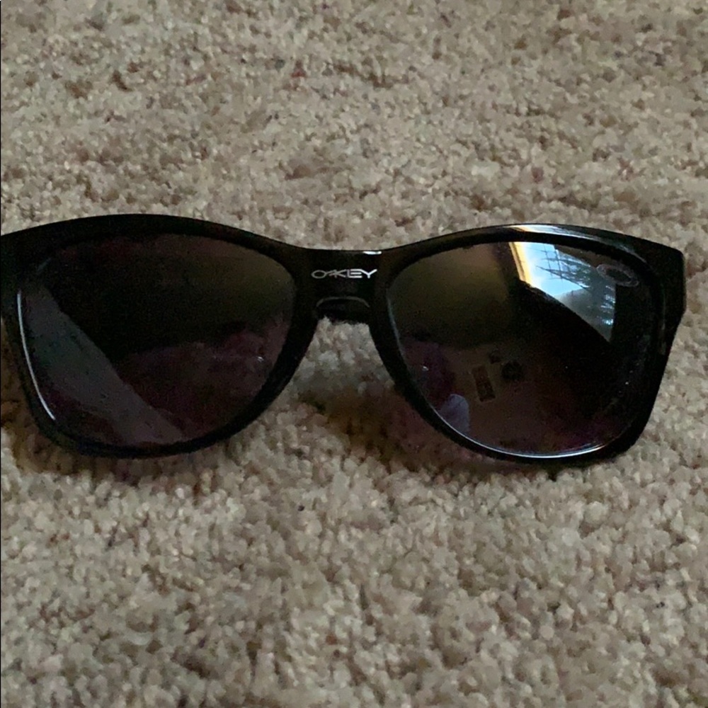 Oakley sunglasses